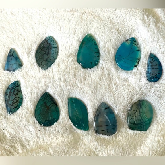 Pick your pendant and I’ll make you a necklace! - Picture 3 of 8